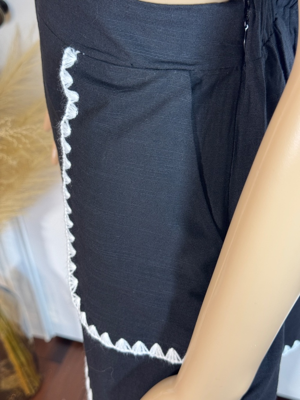 SLEEVELESS TANK TOP WITH ELASTIC WAIST SHORTS CO-ORD SET SIZE MEDIUM - NWOT - Picture 9 of 17